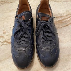 Men’s Dress Sneakers